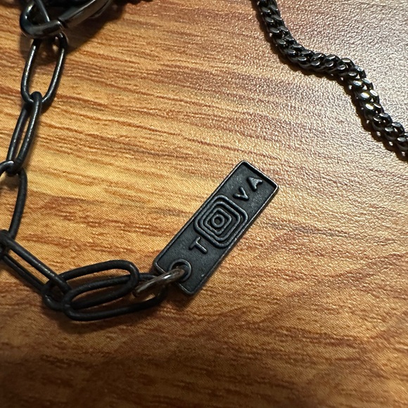 Delicate Pink Heart Pendant Necklace - Picture 8 of 9